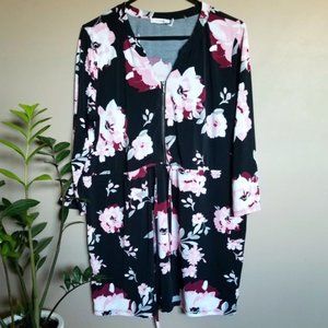 Le Chateau XS Sleeveless Too with Neck Tie Up